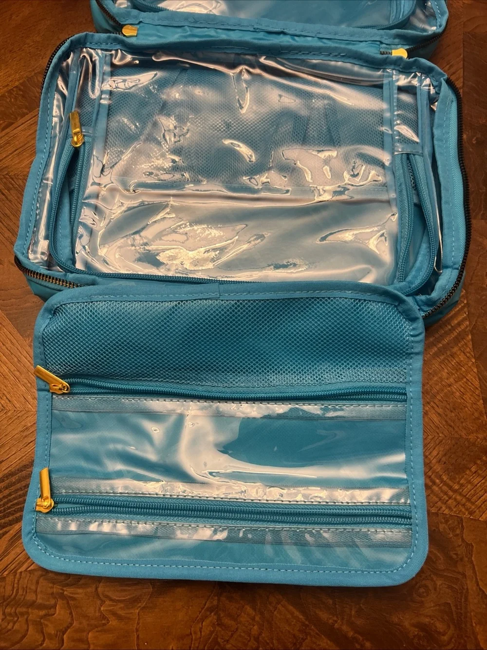 Joy Mangano Eco Luxe World Traveler Light & Chic Toiletry Case - Blue- NWOT